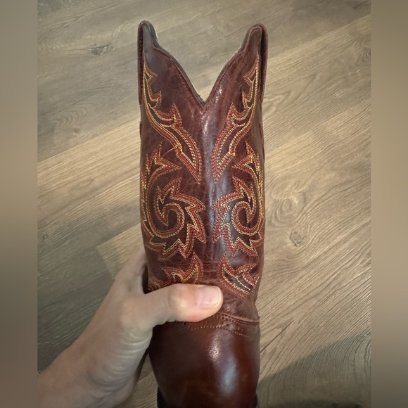 Unisex Brown Leather Handmade Cowboy Boots - Picture 10 of 10